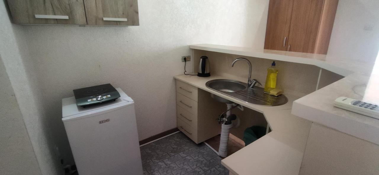 Apartmani Bronhi Sutomore Exterior foto
