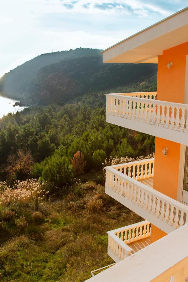 Apartmani Bronhi Sutomore Exterior foto